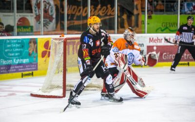 Carson McMillan hält den Pinguins die Treue