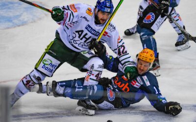 Urbas trifft doppelt beim Sieg in Schwenningen