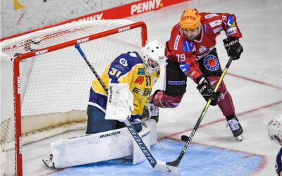 Pinguins feiern ein Torfestival gegen Esbjerg