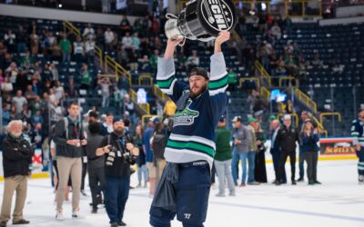 Kelly Cup Sieger verteidigt am Wilhelm-Kaisen-Platz
