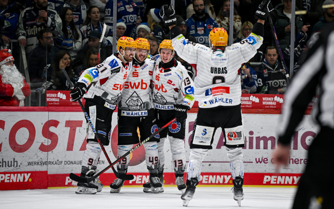 2:1 Erfolg beim stärksten Heimteam – Pinguins bleiben ganz oben in der Tabelle