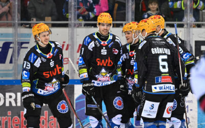 5:2 Heimsieg gegen Nürnberg – Pinguins erobern Platz 1