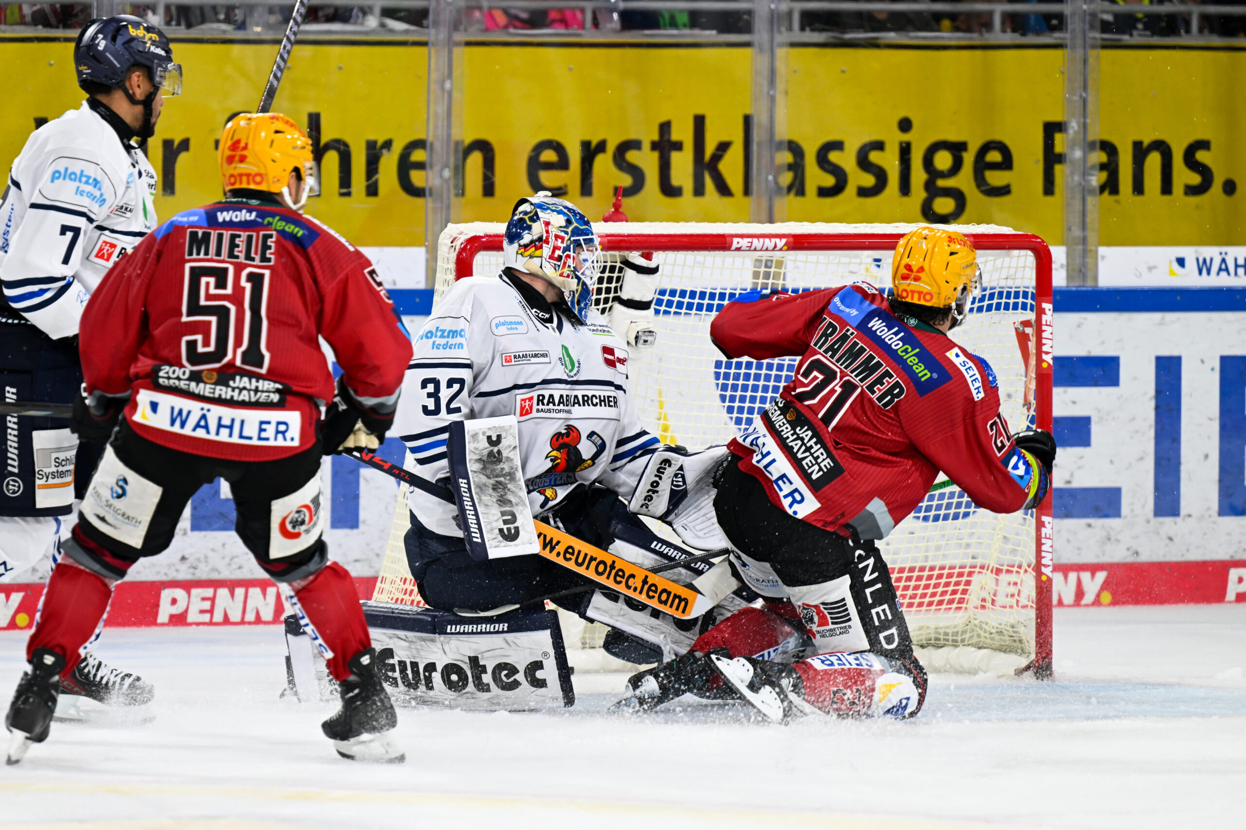 Pinguins Bremerhaven gegen Iserlohn Roosters – PENNY DEL